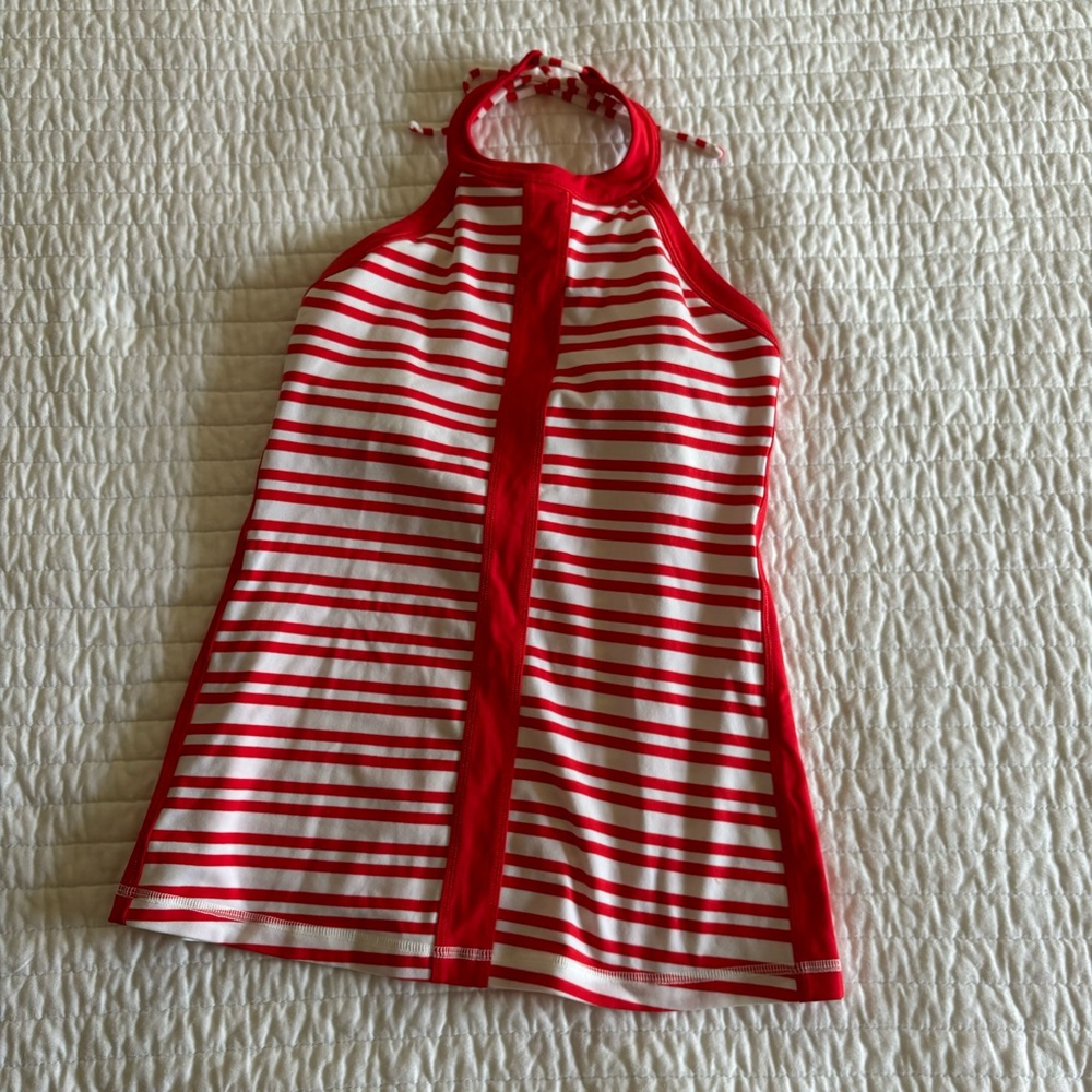 🍄LULULEMON HALTER TANK🍄